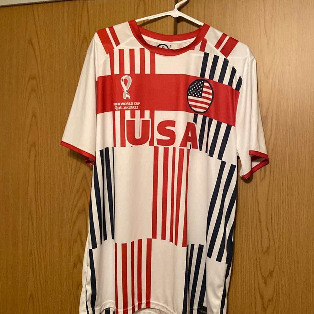 USA men’s soccer warmup jersey - Picture 1 of 4